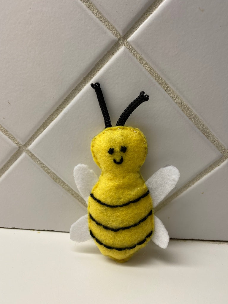 Felt Bee