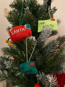 Felt ornament - letter to Santa