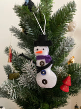 Load image into Gallery viewer, Felt ornament - snowman