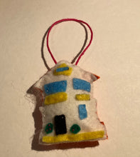 Load image into Gallery viewer, Felt ornament - art school