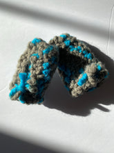 Load image into Gallery viewer, Wool grey blue baby mittens and hat set