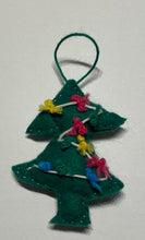 Load image into Gallery viewer, Felt ornament - Christmas tree